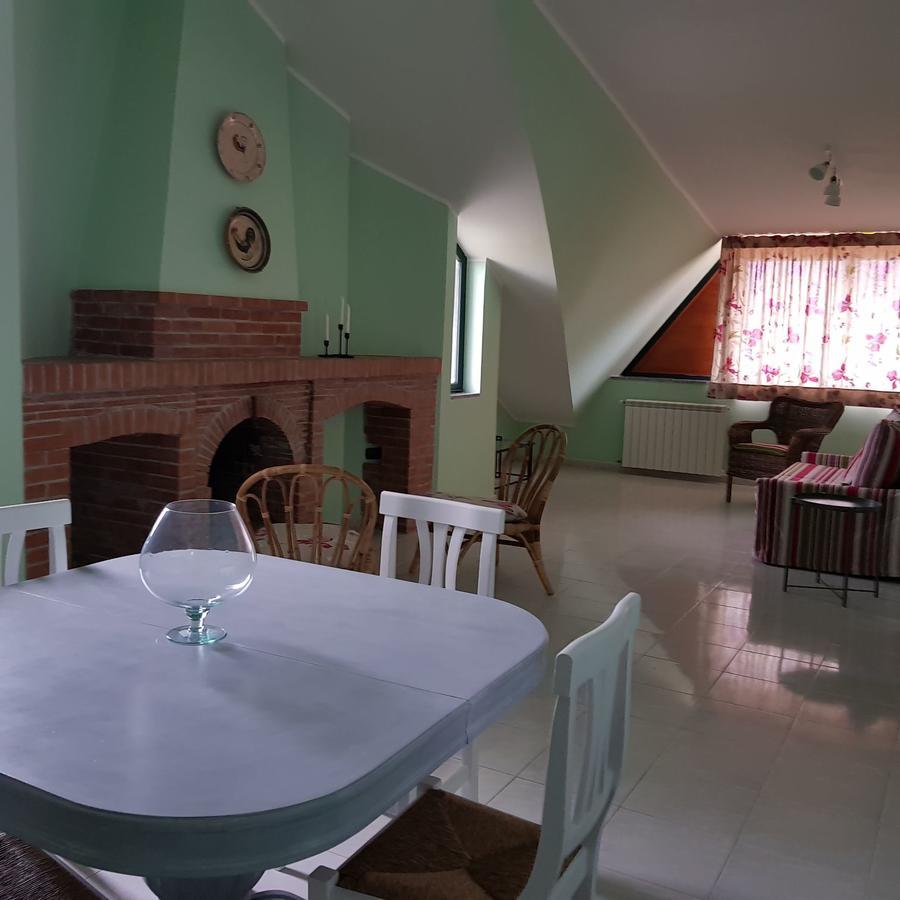 Castel Campagnano Lisandro Wine Resort Apartments Caserta מראה חיצוני תמונה